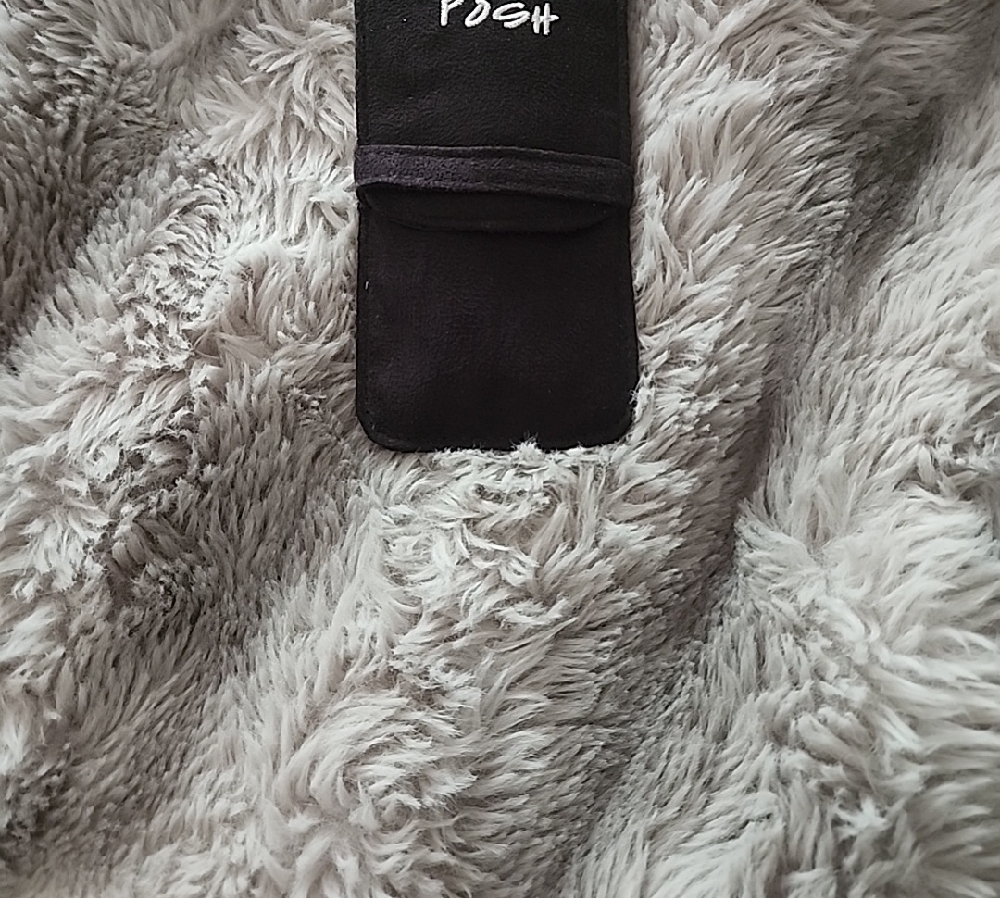 Posh Red Makeup Brush Set - Picture 5 of 5